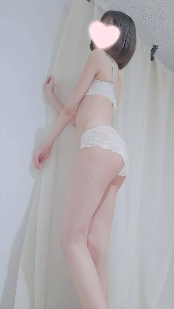 及川ゆりなpicture